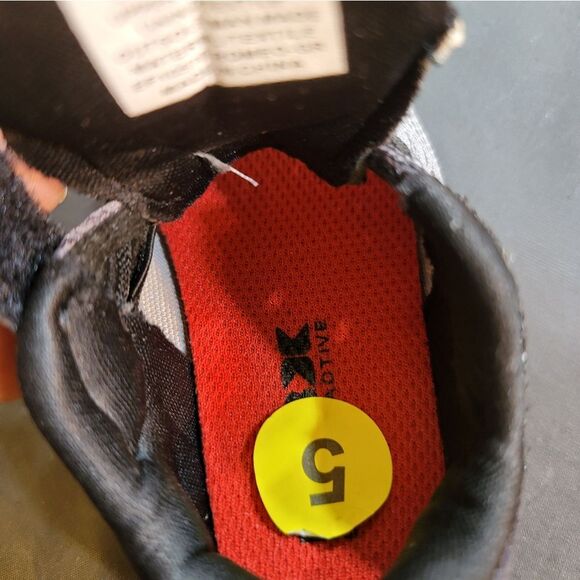 BRAND NEW RBX BABY VELCRO STRAP ROUND TOE SNEAKER - Picture 14 of 15